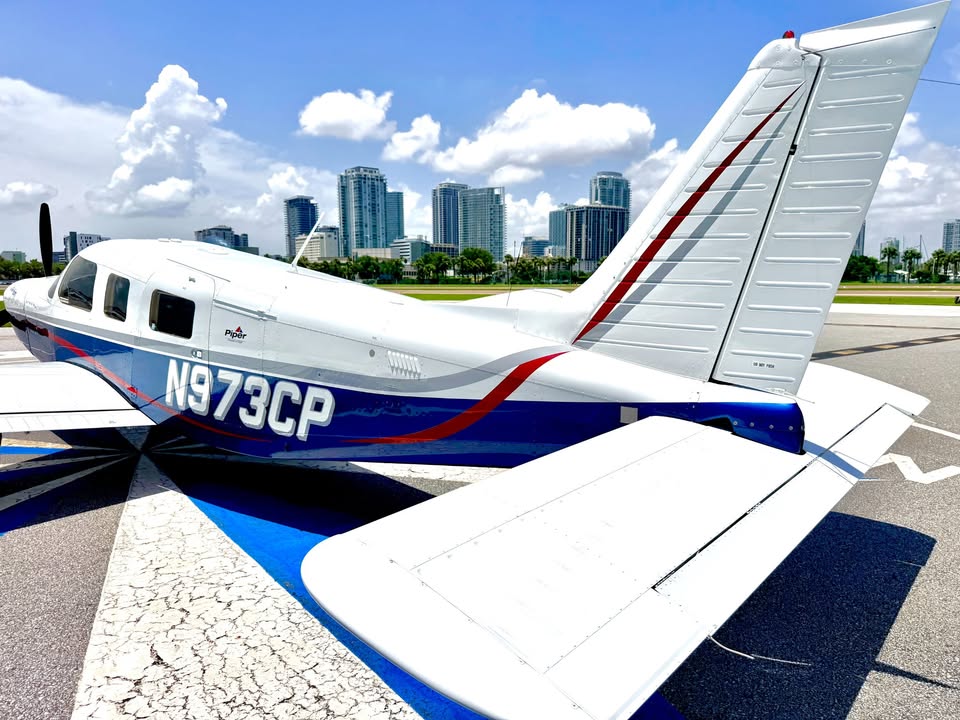 2005 Piper 6xt, photo 13
