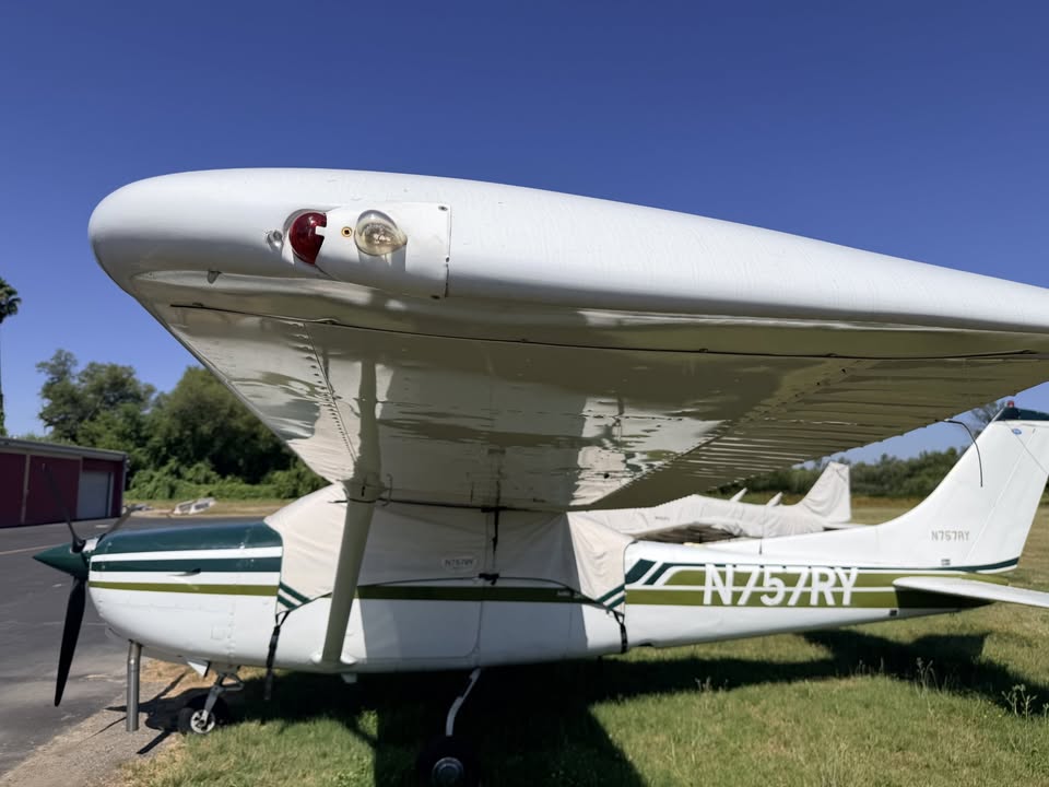 1979 Cessna TR182RG, photo 3