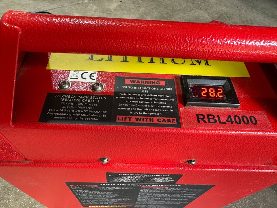 Red Box RBL4000 Lithium Aircraft Start Power Unit, 28V DC (4000A), Charger & Cable Included, photo 5