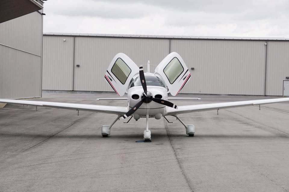 2023 Cirrus SR20 G6, photo 7