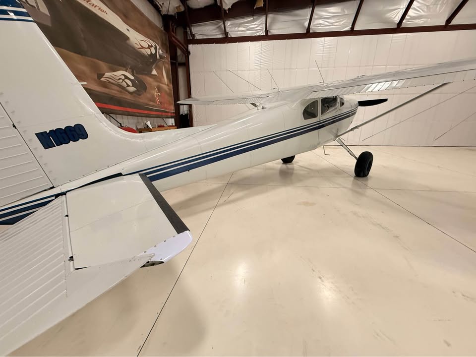 1955 Cessna 180, photo 10