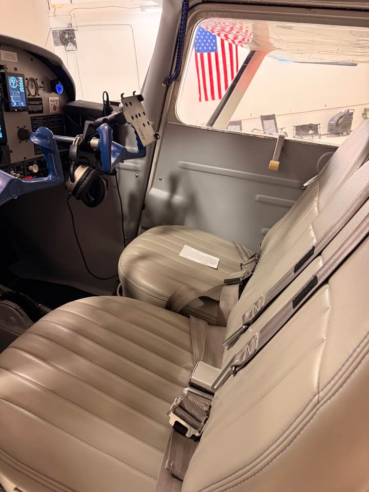 1955 Cessna 180, photo 18
