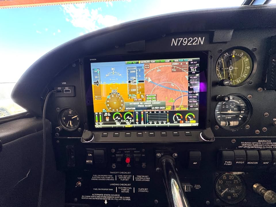 1969 Piper Cherokee 180D - Fresh Annual, photo 8
