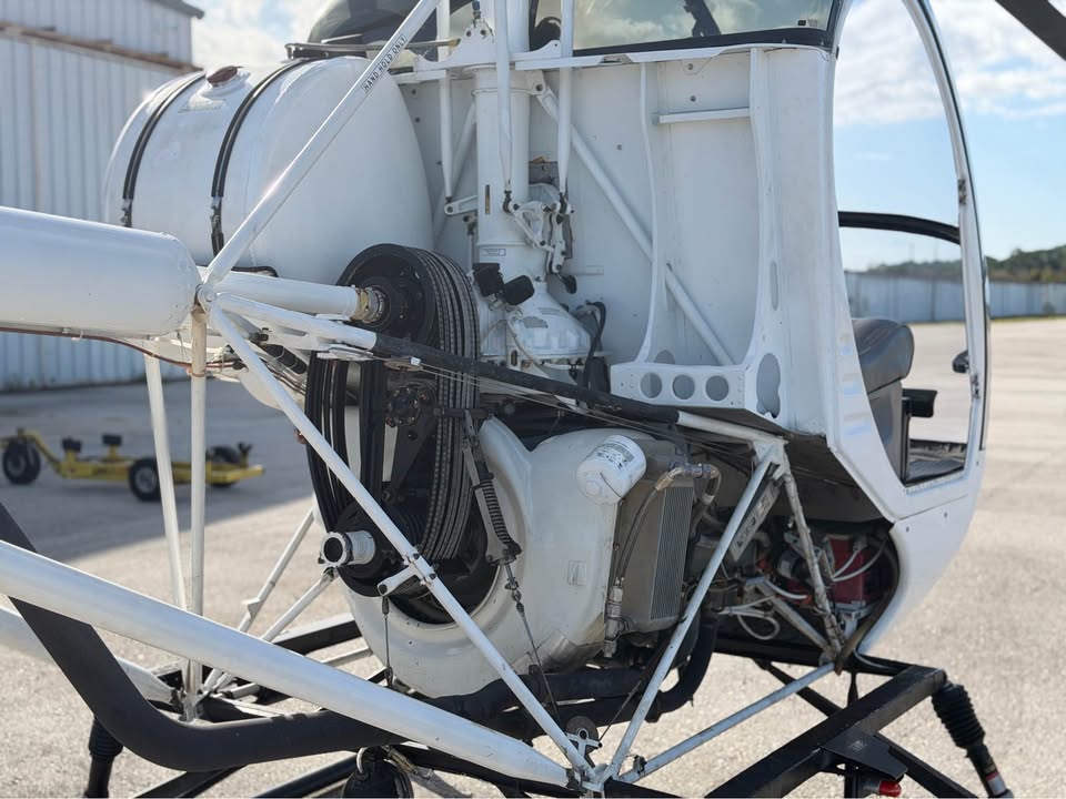 2007 Schweizer 269cbi, photo 8