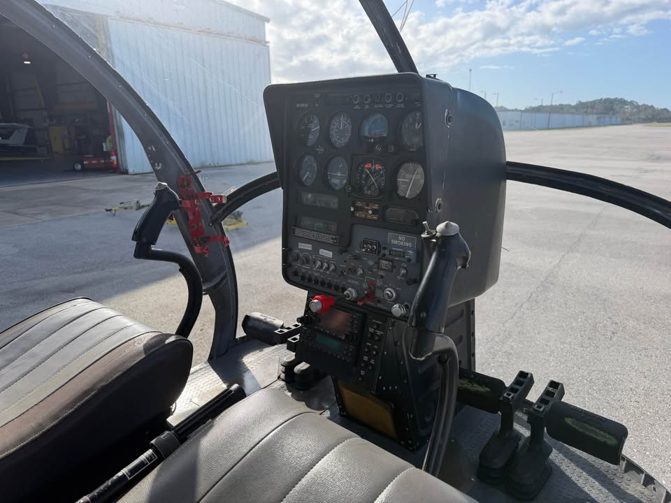2007 Schweizer 269cbi, photo 11