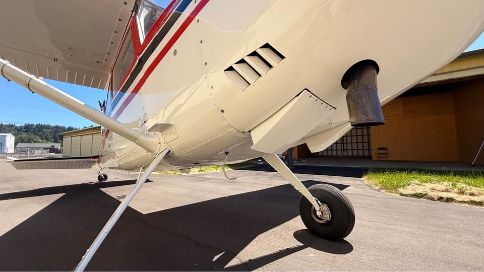 1958 Cessna 180a, photo 14