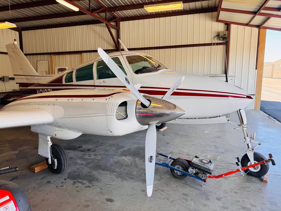 1965 Cessna 310j, photo 4