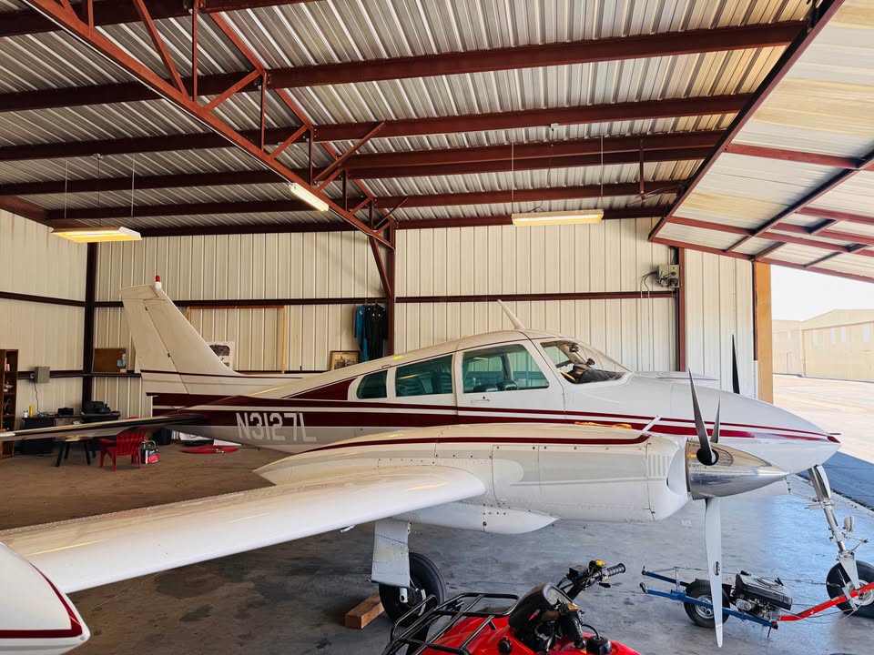 1965 Cessna 310j, photo 5