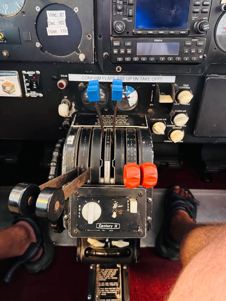 1965 Cessna 310j, photo 14