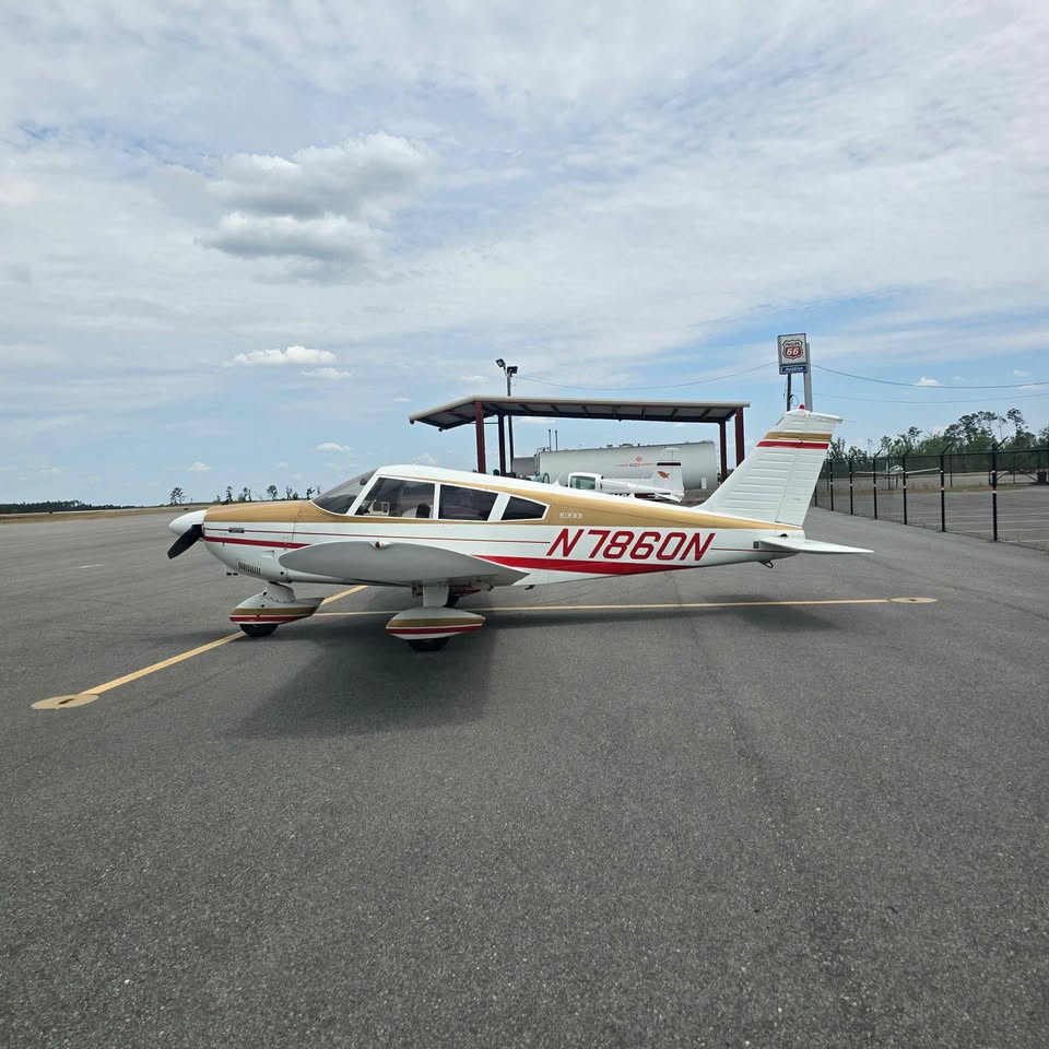 1969 Piper Cherokee, 180E. pa 28, photo 2