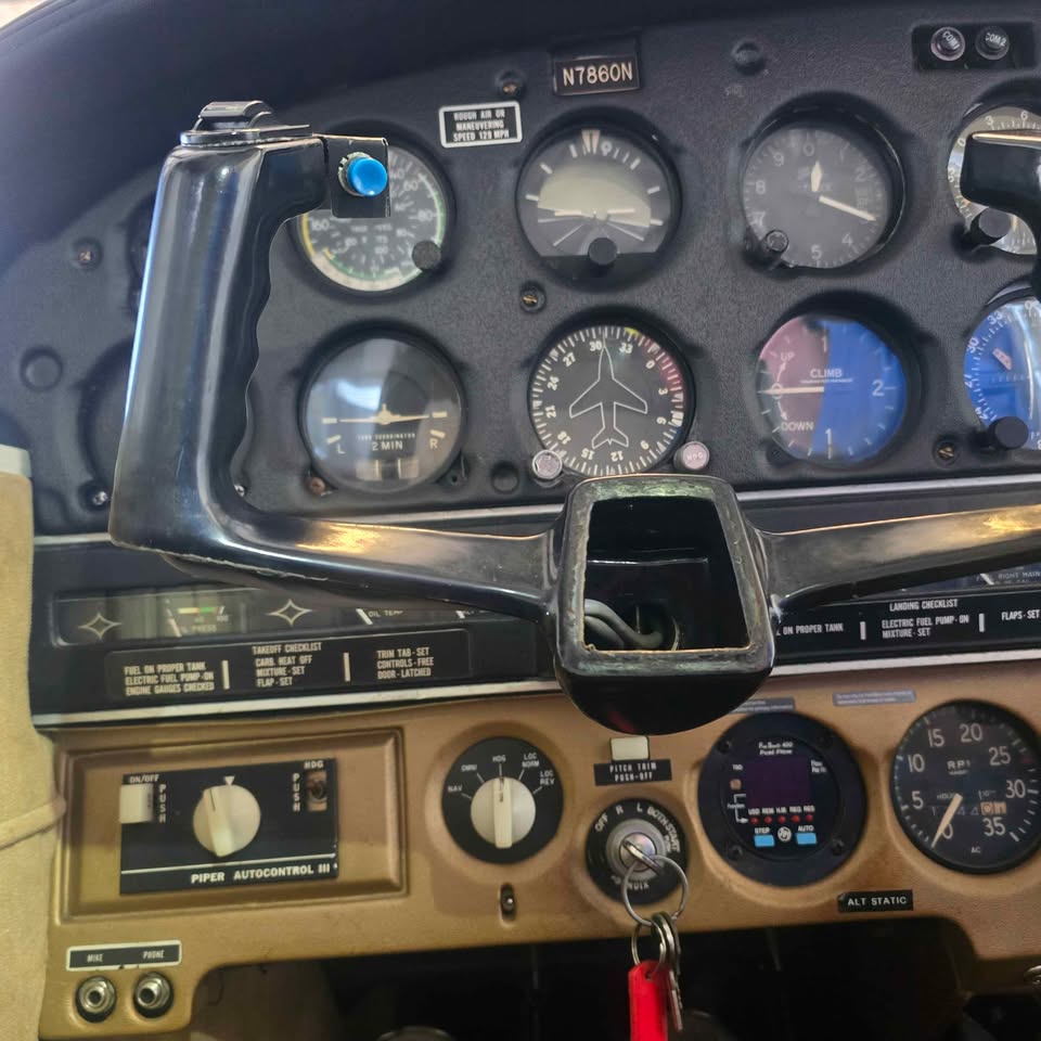 1969 Piper Cherokee, 180E. pa 28, photo 4
