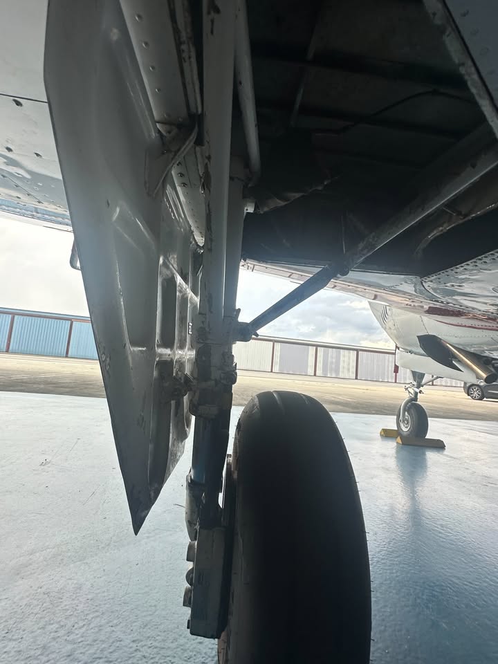 1957 Beechcraft H35 bonanza v-tail, photo 9