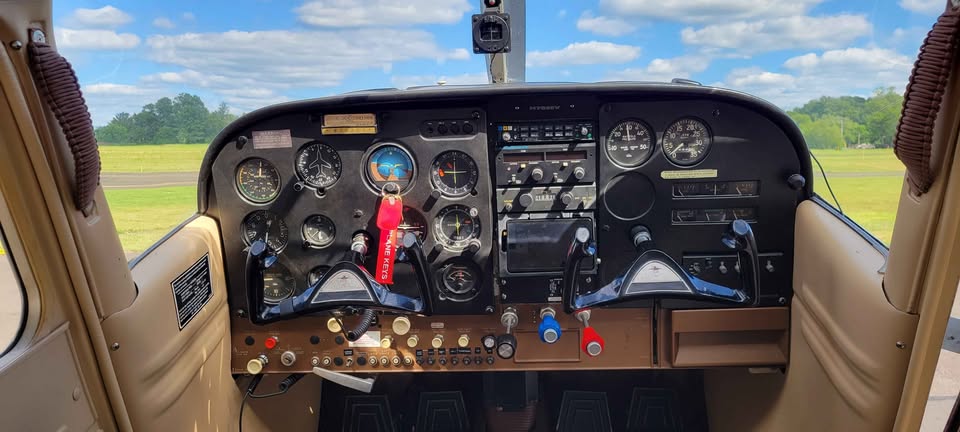 1967 Cessna 180H, photo 9