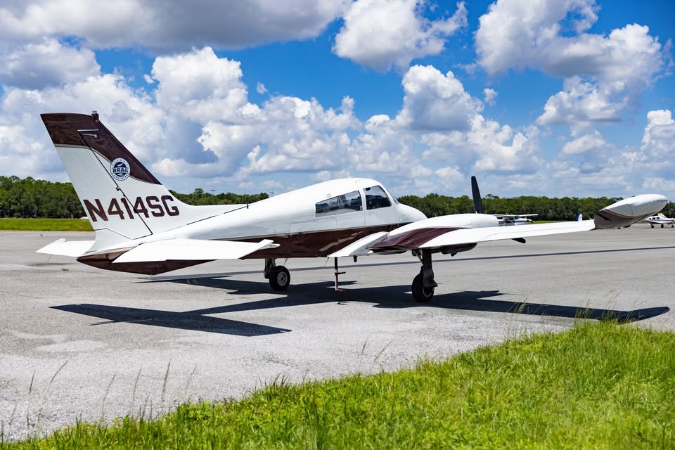 1967 Cessna 310p, photo 4