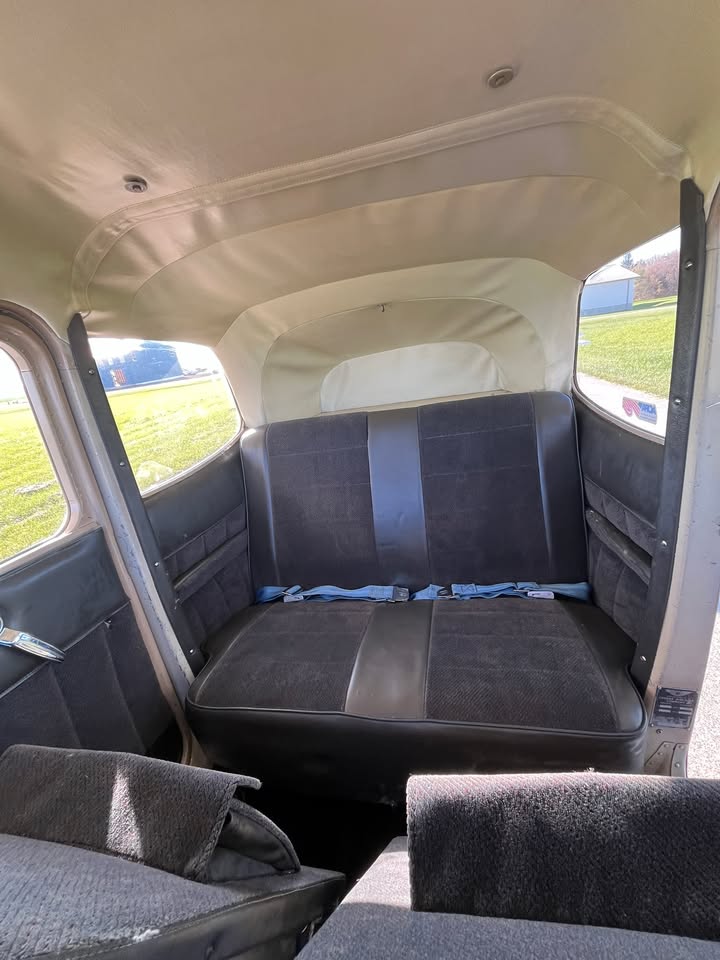 1958 Cessna 172, photo 7