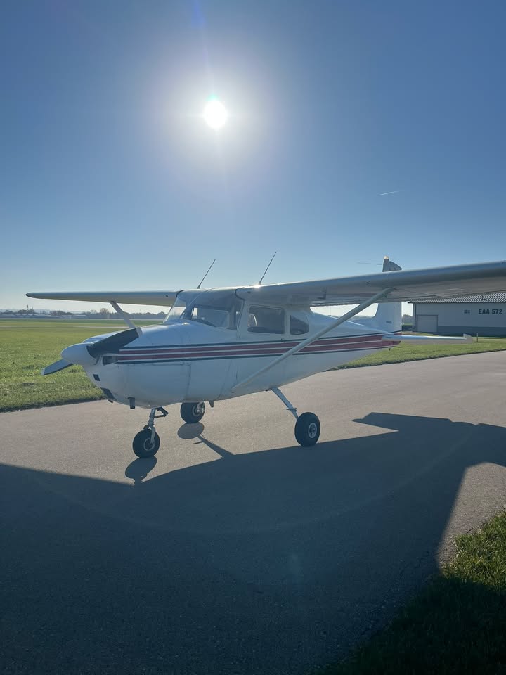 1958 Cessna 172, photo 3