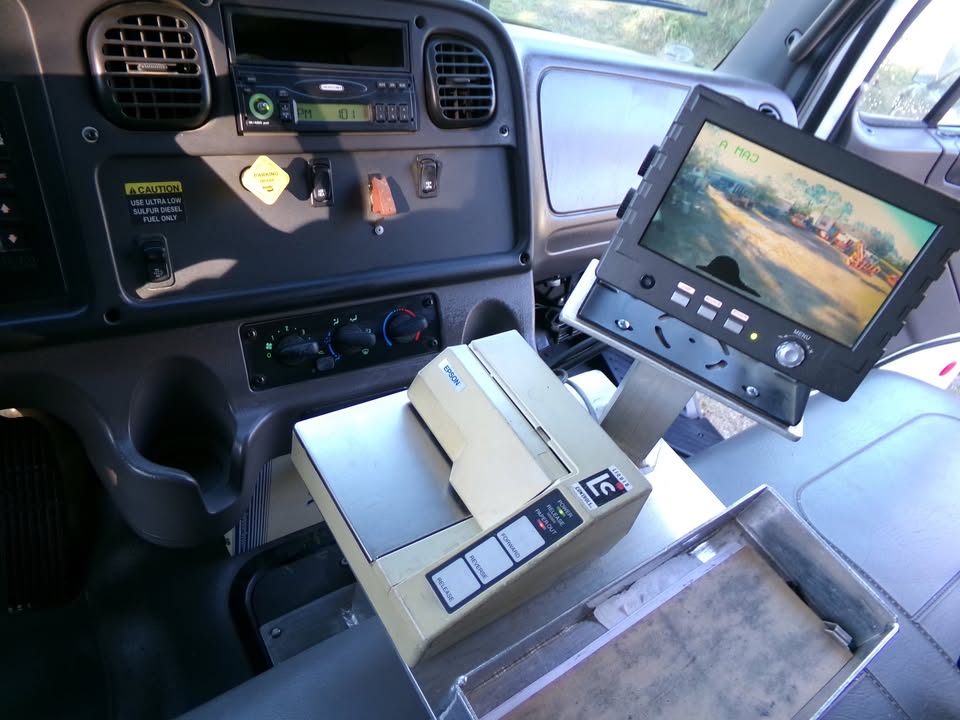 2009 Freightliner M2 Class Aircraft Refueler/Defueler 6000 gallon, photo 12