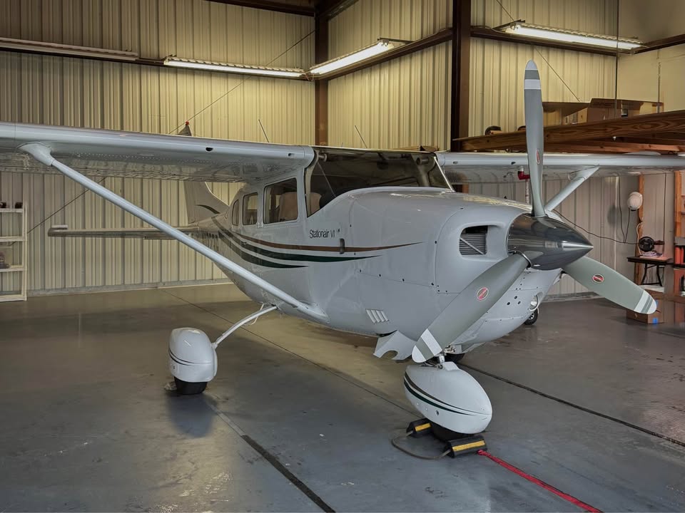1979 Cessna U206G, photo 3