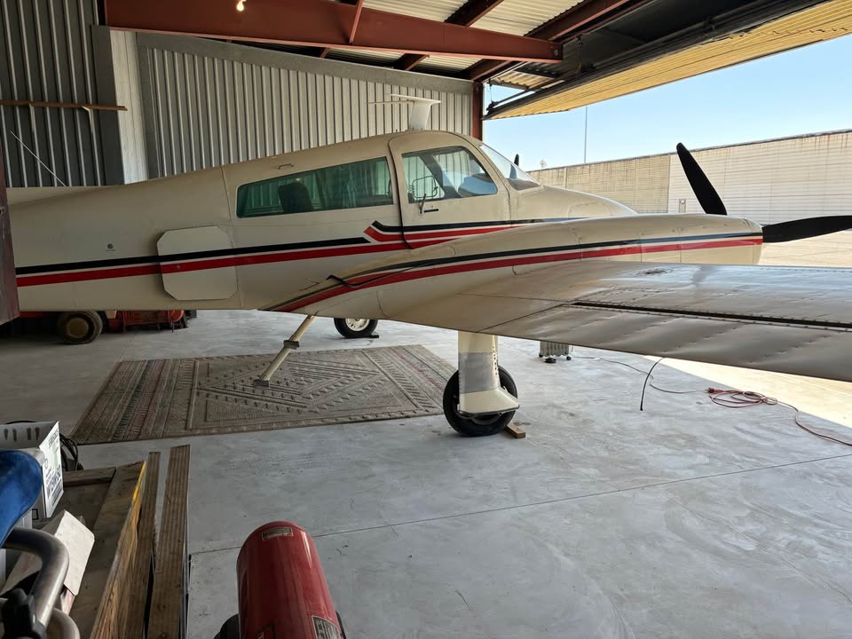 1967 Cessna 310 L, photo 3