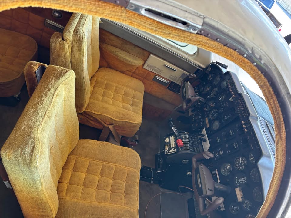 1967 Cessna 310 L, photo 10