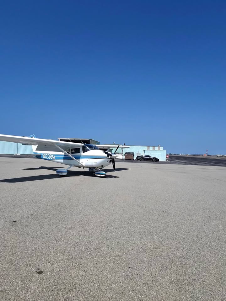 1975 Cessna 182p, photo 2