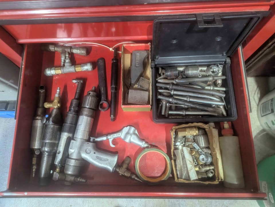 Retired aircraft sheet metal mechanic, photo 4