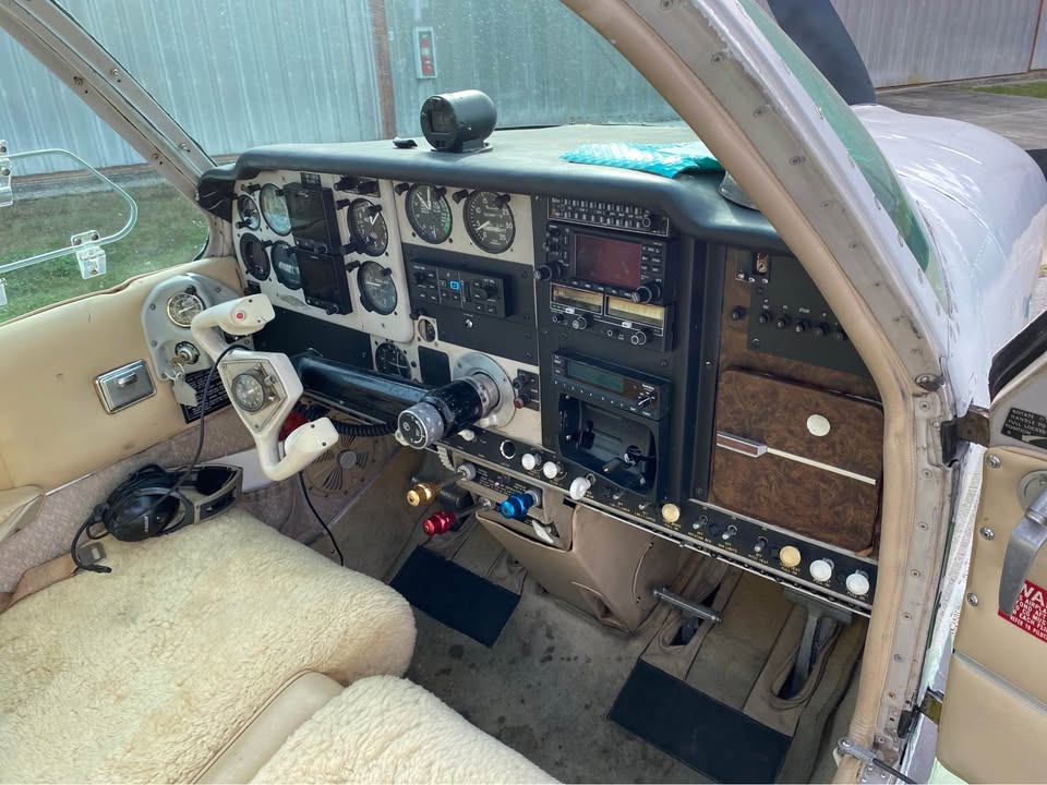 1966 Beechcraft Bonanza V 35, photo 8