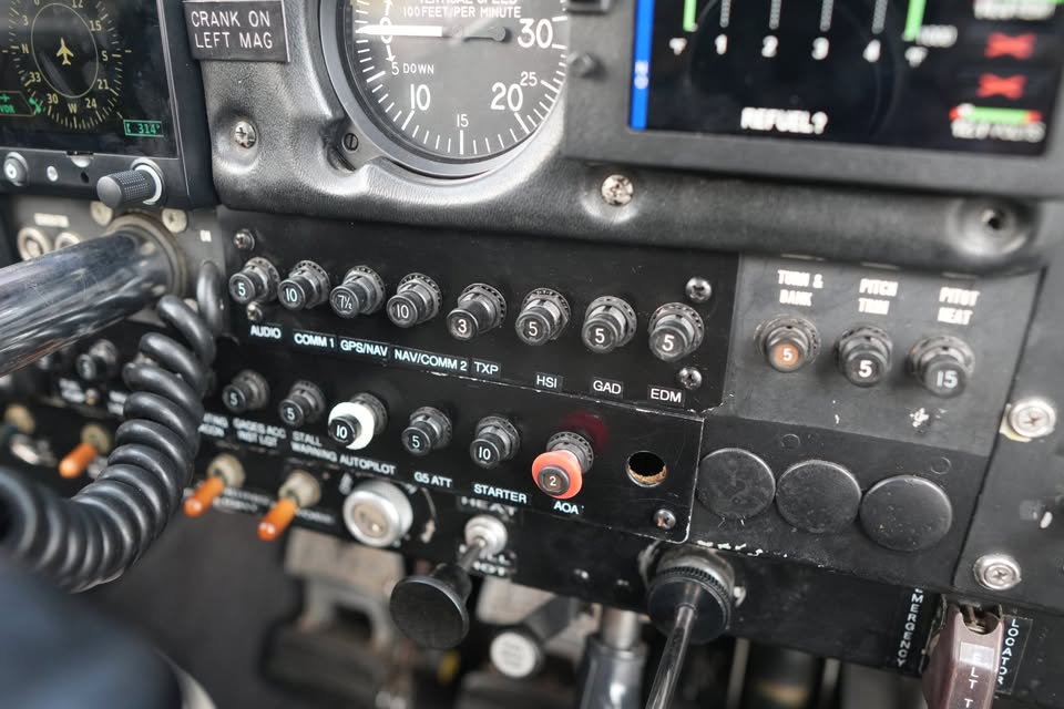 1966 Piper Cherokee 180, photo 9