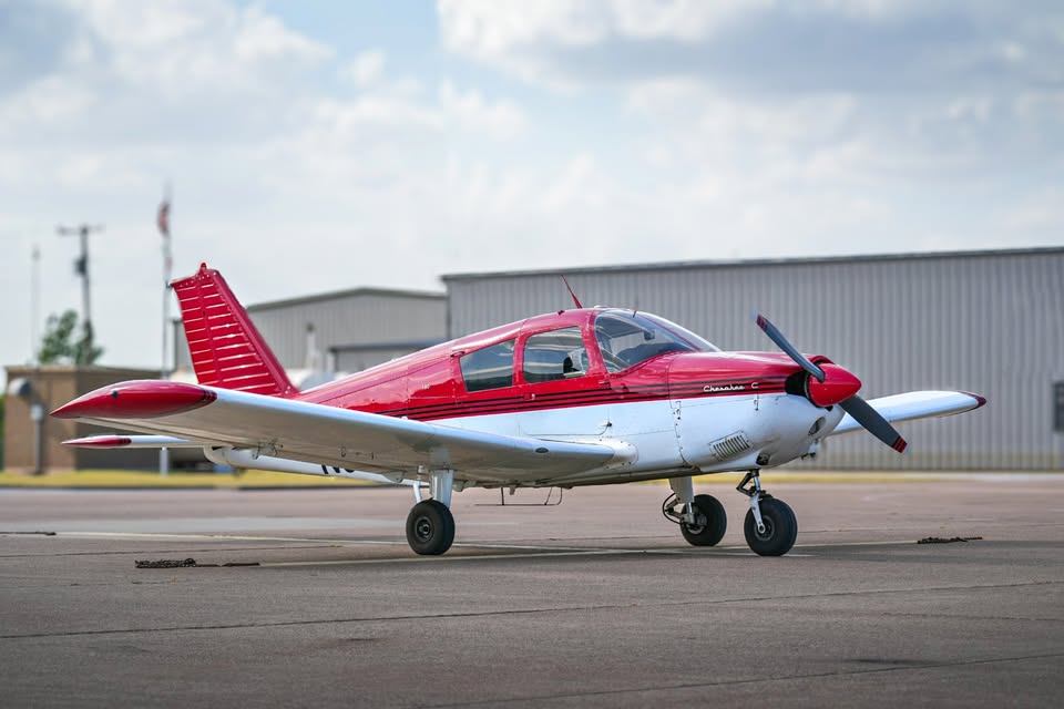 1966 Piper Cherokee 180, photo 1