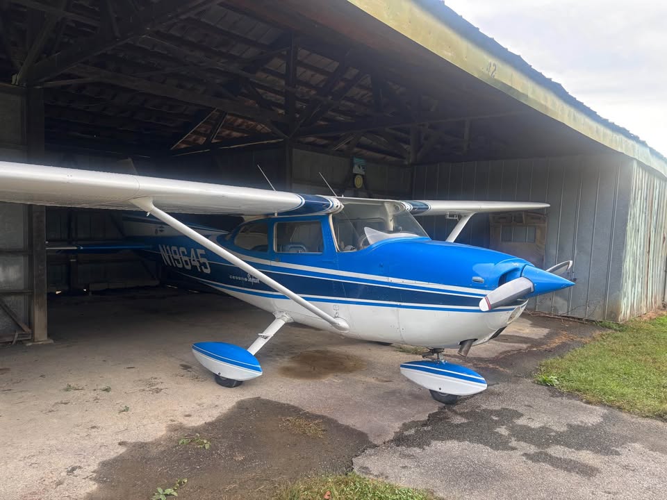 1972 Cessna 172, photo 2