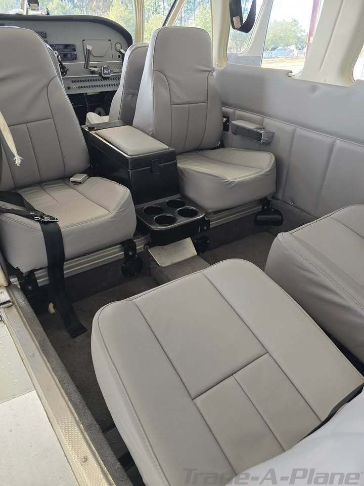 1979 Piper PA-32-300 cherokee SIX-300, photo 3