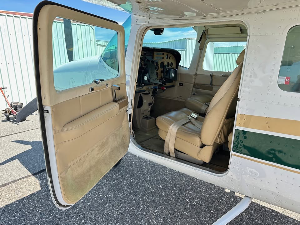 1967 Cessna turbo 210l, photo 3