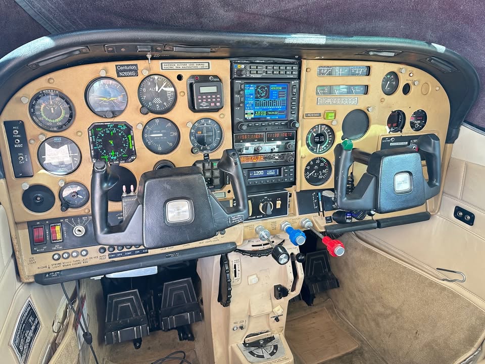 1967 Cessna turbo 210l, photo 6