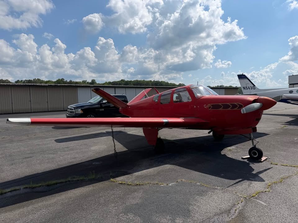 Beechcraft Bonanza V-tail (1953), photo 2