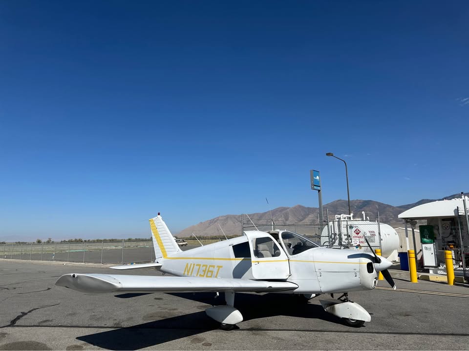 1970 Piper PA-28-140, photo 2