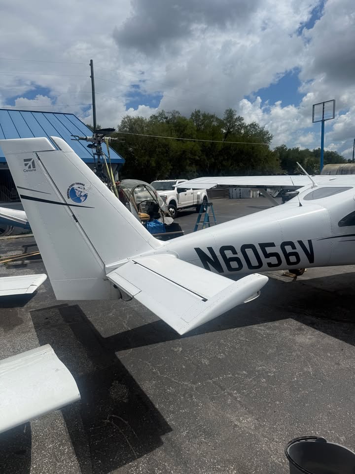 2012 Cessna 162 skycatcher, photo 3