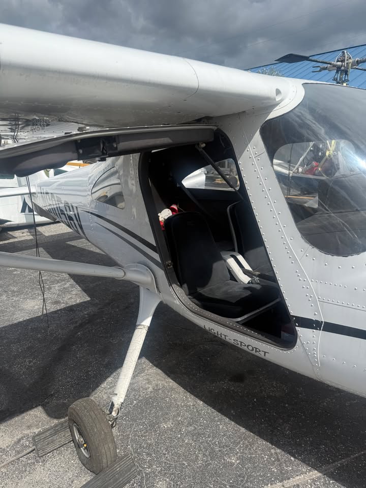 2012 Cessna 162 skycatcher, photo 4