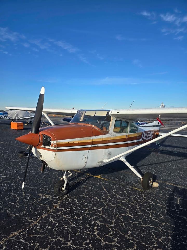 1976 Cessna 172M, photo 2