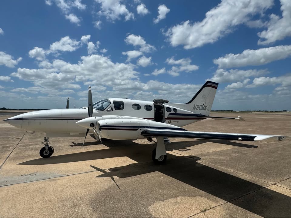 1977 Cessna 421c, photo 2