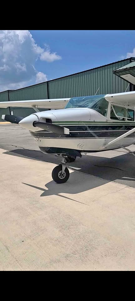 1968 Cessna P206C P206C, photo 1