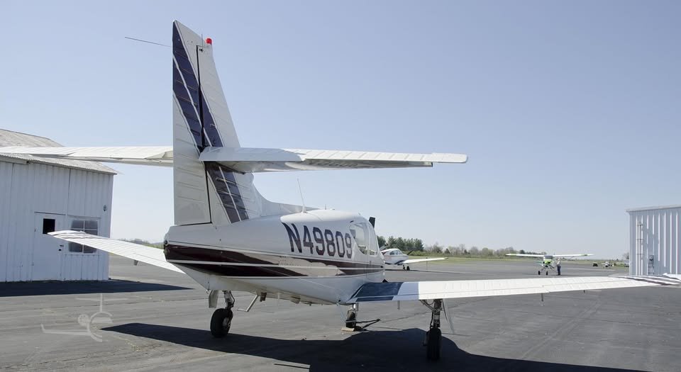 1976 Commander 114, photo 7