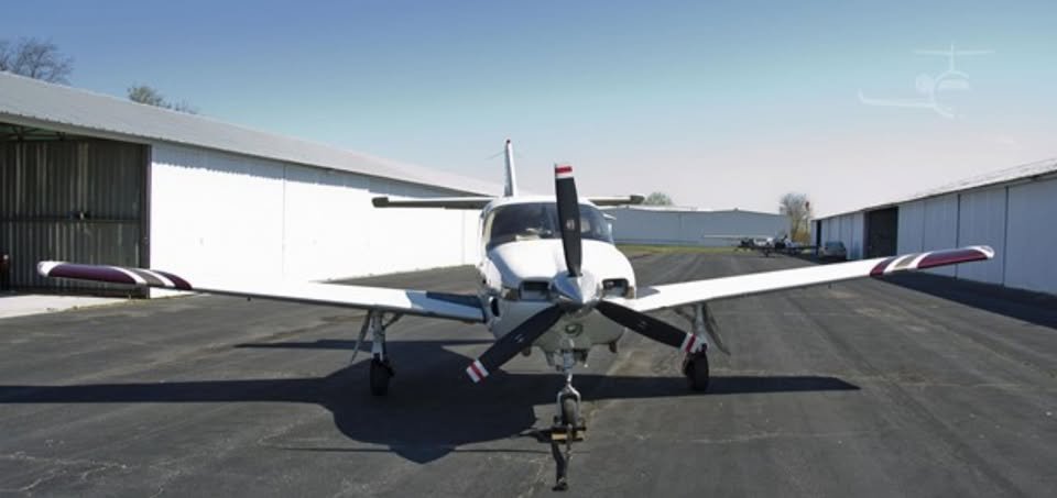 1976 Commander 114, photo 2