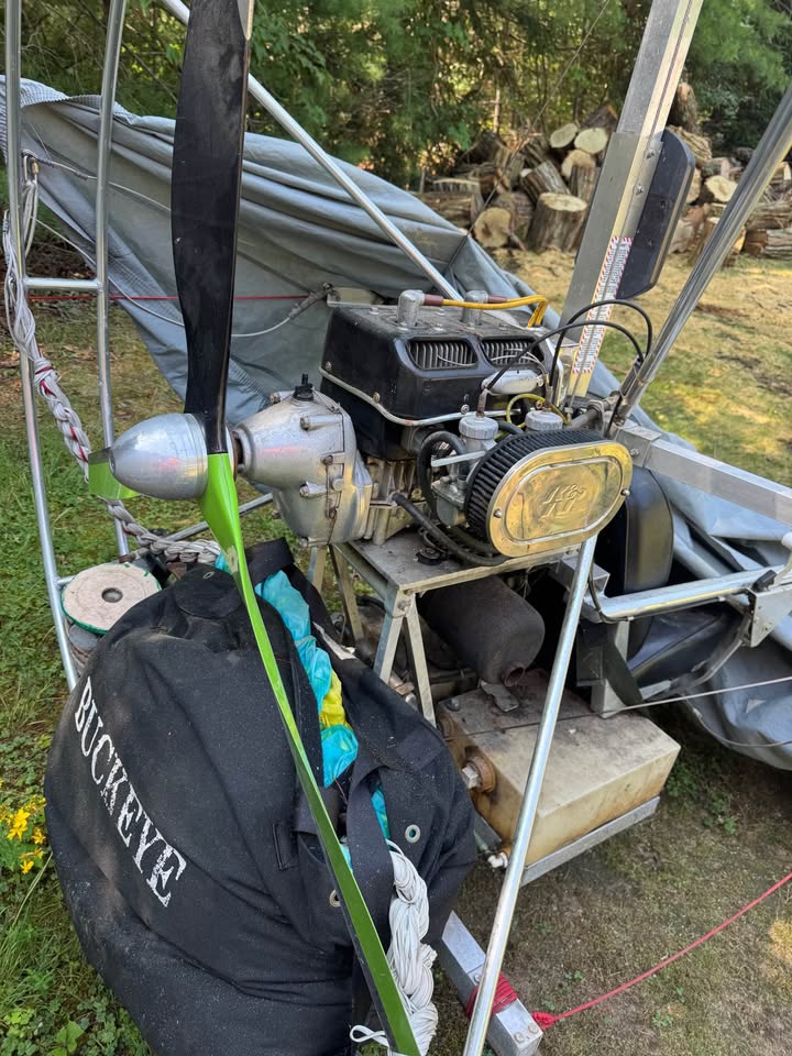 Buckeye Powered Parachute paramotor, photo 3