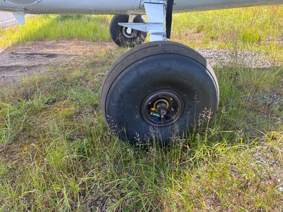 1964 Cessna 182G, photo 10