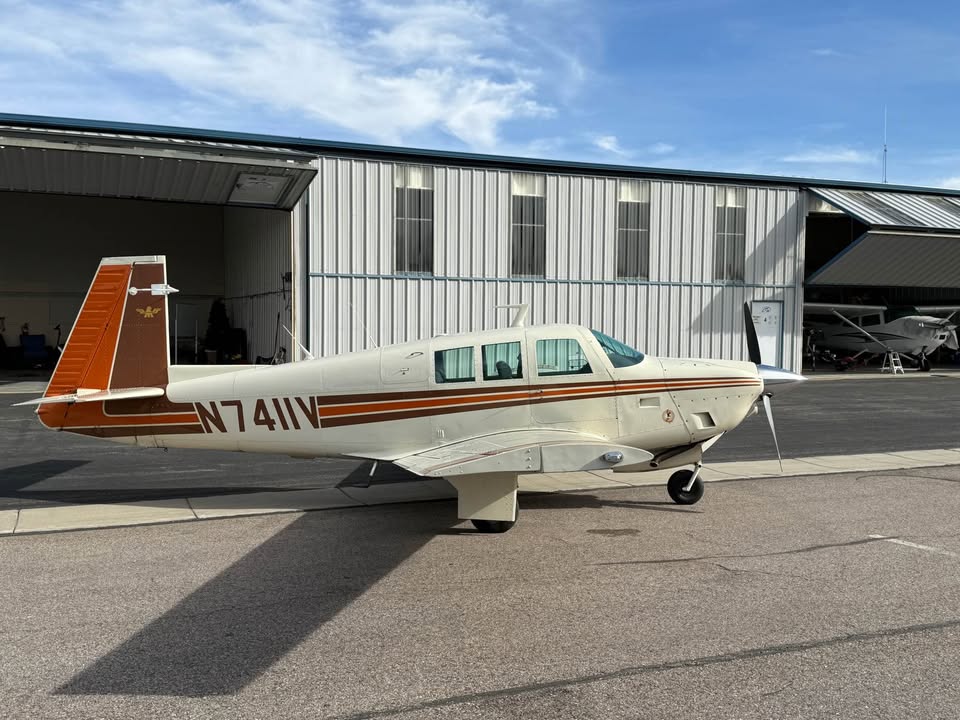 1975 Mooney M20F, photo 3
