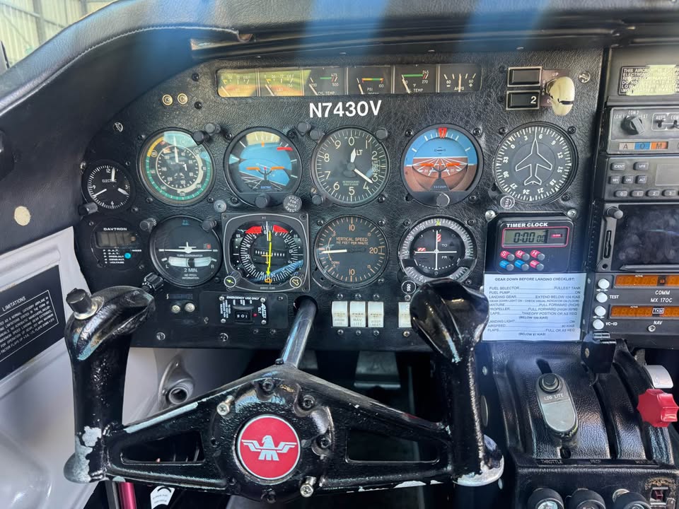 1975 Mooney M20E, photo 3
