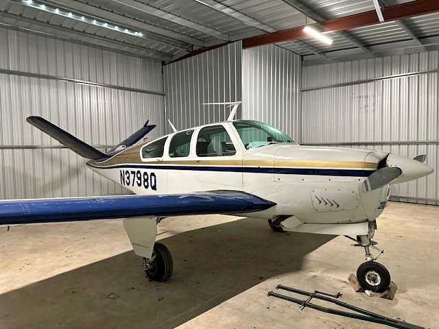 1967 Beechcraft Bonanza, photo 1