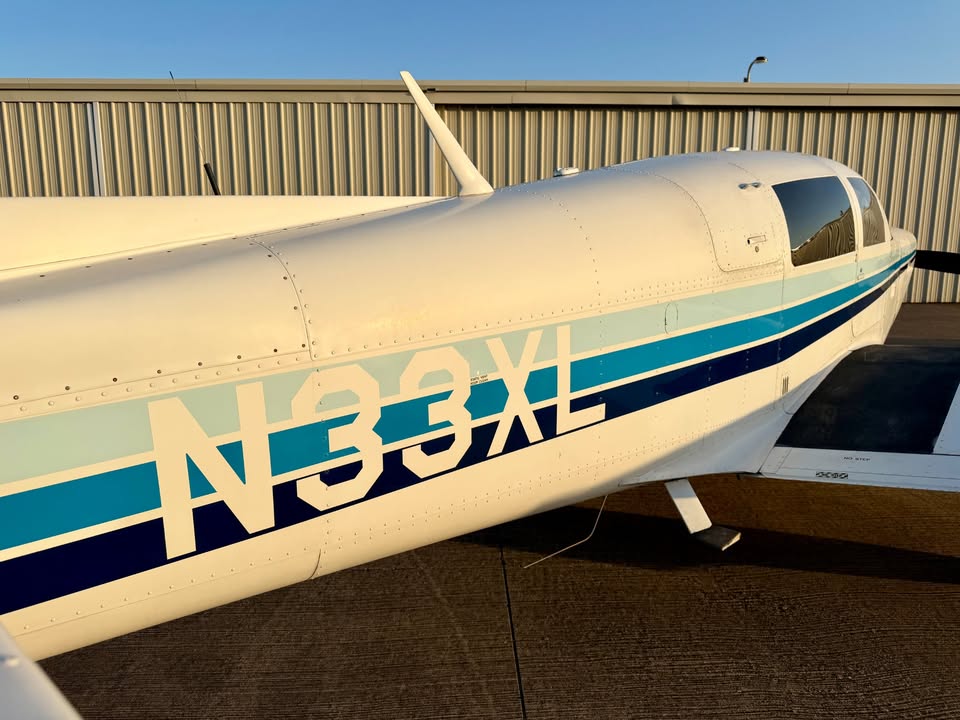 1981 Mooney M20K 231, photo 2