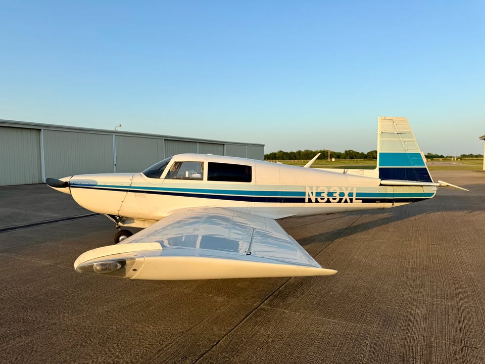 1981 Mooney M20K 231, photo 3