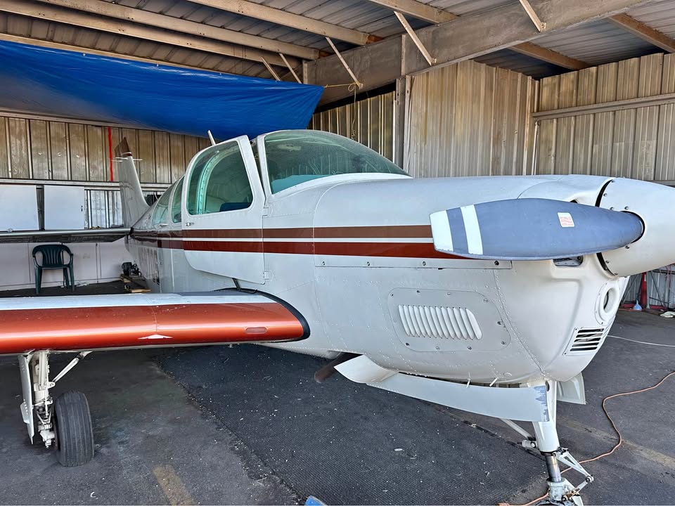 1965 Beechcraft C33 Debonair, photo 1